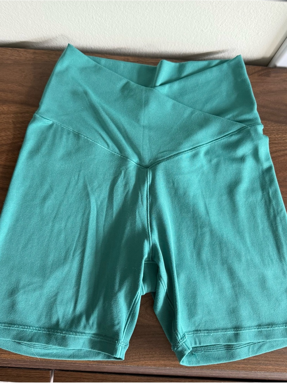 Offline by Aerie Real Me Crossover 5” Bike Short